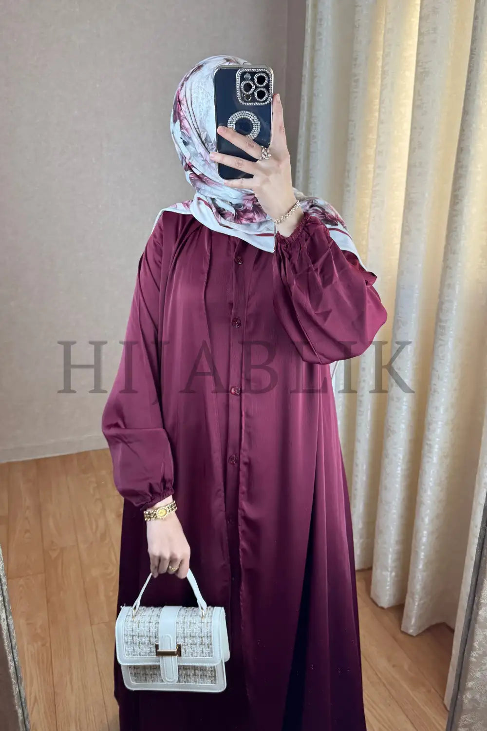 ABAYA TASNIME